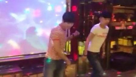 社会摇的教程视频,跟随社会摇教程视频，解锁舞蹈魅力